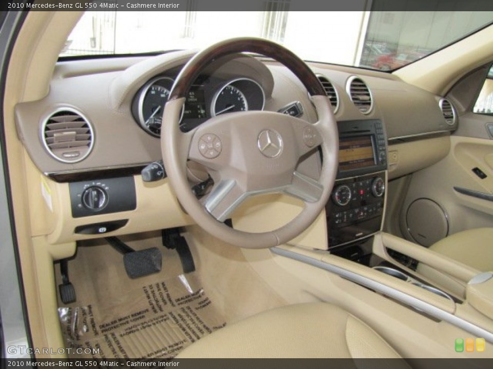 Cashmere Interior Photo for the 2010 Mercedes-Benz GL 550 4Matic #66107889