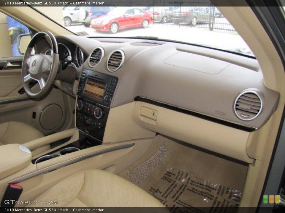 Cashmere Interior Dashboard for the 2010 Mercedes-Benz GL 550 4Matic #66108018