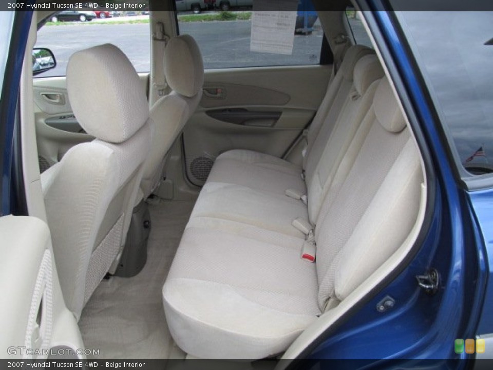 Beige Interior Rear Seat for the 2007 Hyundai Tucson SE 4WD #66110067