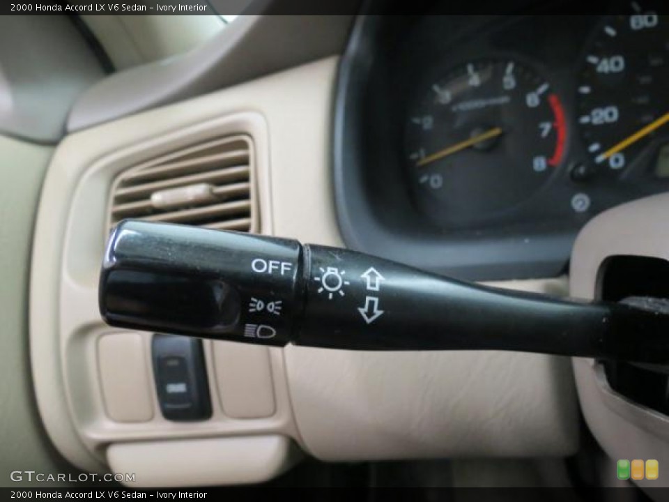 Ivory Interior Controls for the 2000 Honda Accord LX V6 Sedan #66120435