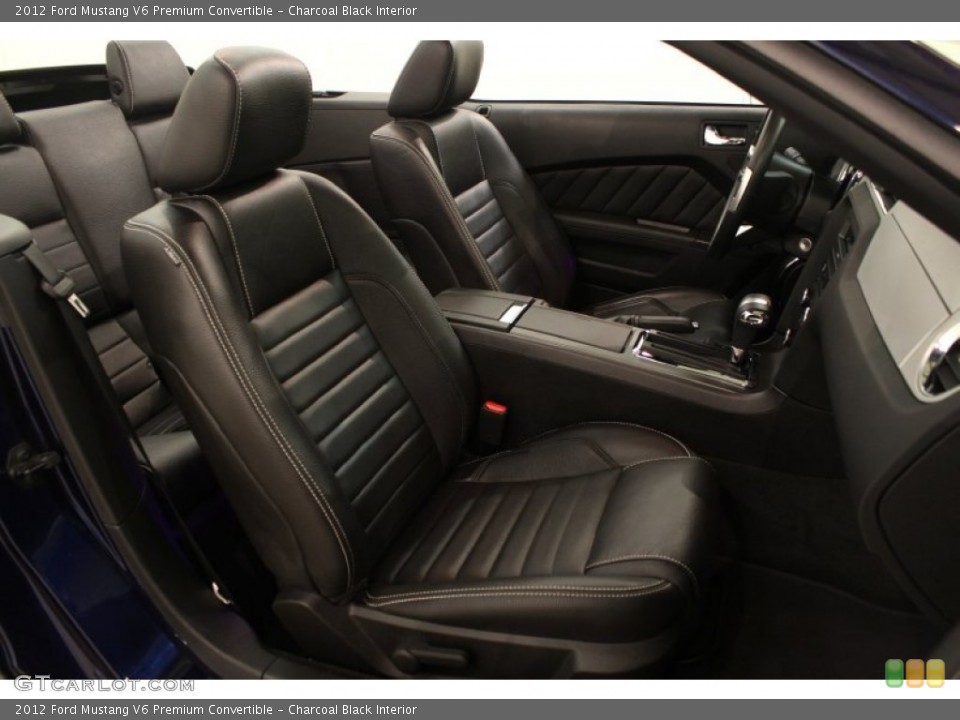 Charcoal Black Interior Photo for the 2012 Ford Mustang V6 Premium Convertible #66123725