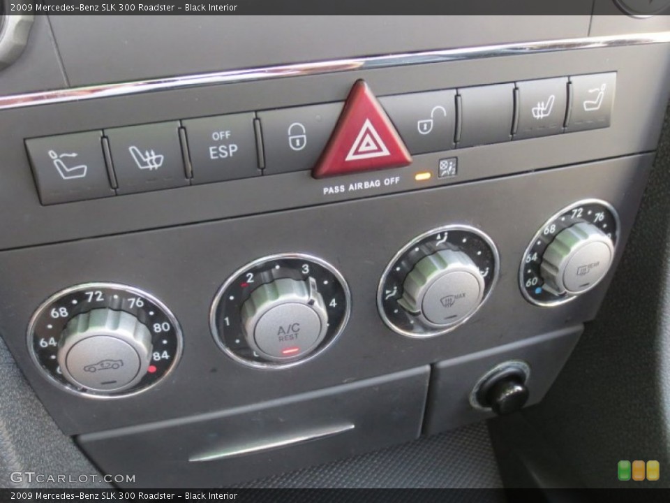 Black Interior Controls for the 2009 Mercedes-Benz SLK 300 Roadster #66124070
