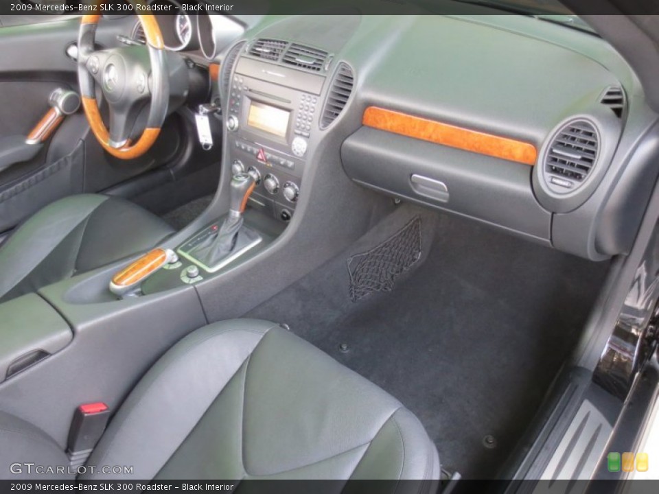 Black Interior Dashboard for the 2009 Mercedes-Benz SLK 300 Roadster #66124157