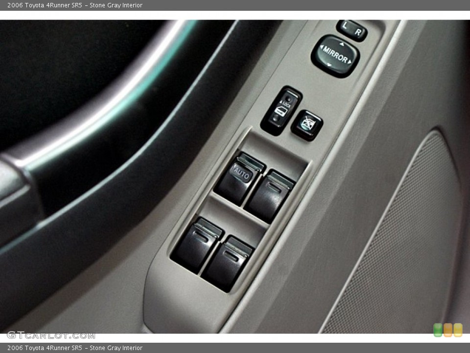 Stone Gray Interior Controls for the 2006 Toyota 4Runner SR5 #66128165