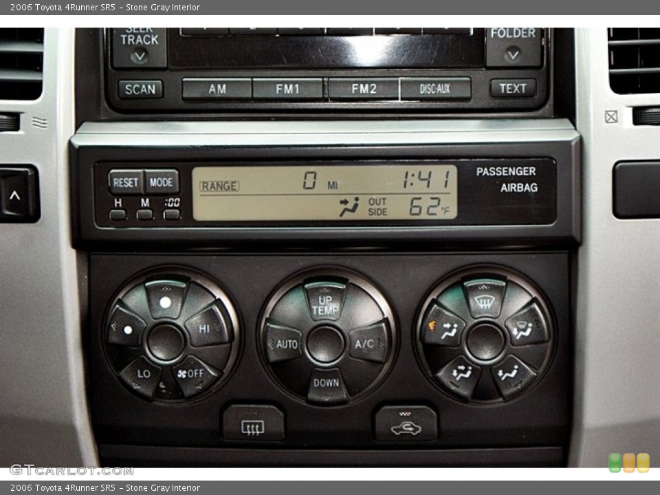 Stone Gray Interior Controls for the 2006 Toyota 4Runner SR5 #66128198