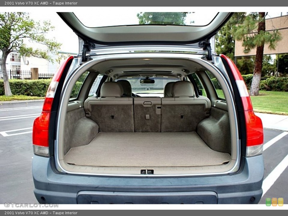 Taupe Interior Trunk for the 2001 Volvo V70 XC AWD #66129200