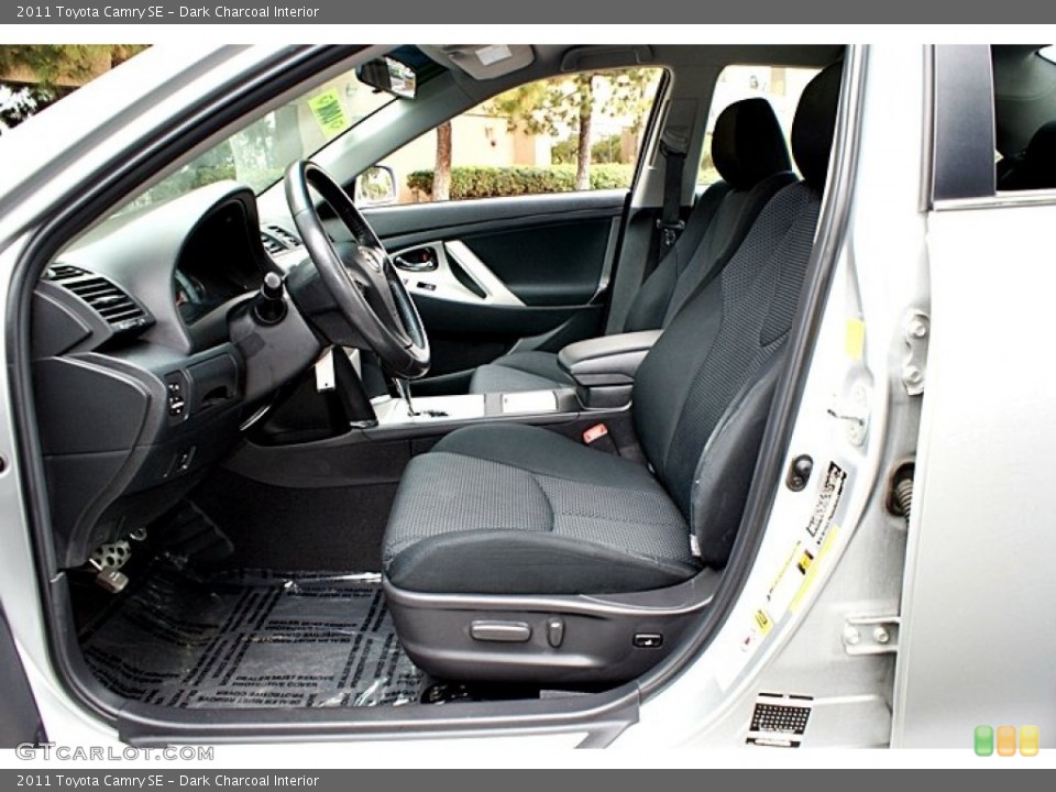 Dark Charcoal Interior Photo for the 2011 Toyota Camry SE #66129578