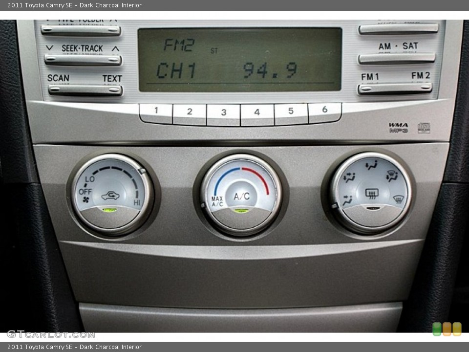 Dark Charcoal Interior Controls for the 2011 Toyota Camry SE #66129731