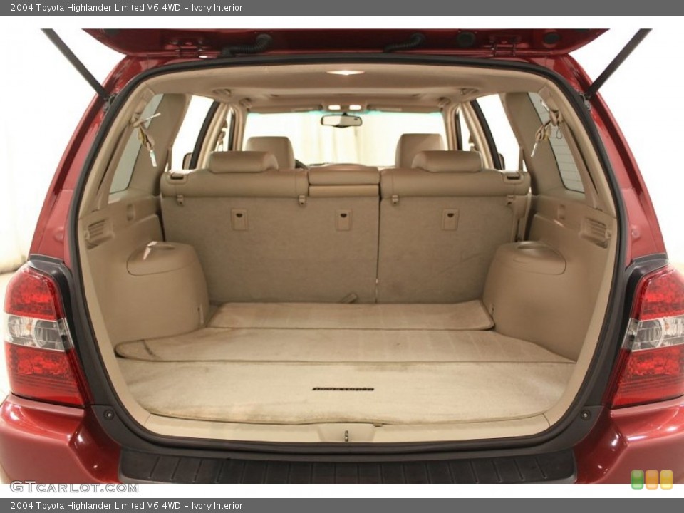 Ivory Interior Trunk for the 2004 Toyota Highlander Limited V6 4WD #66130754