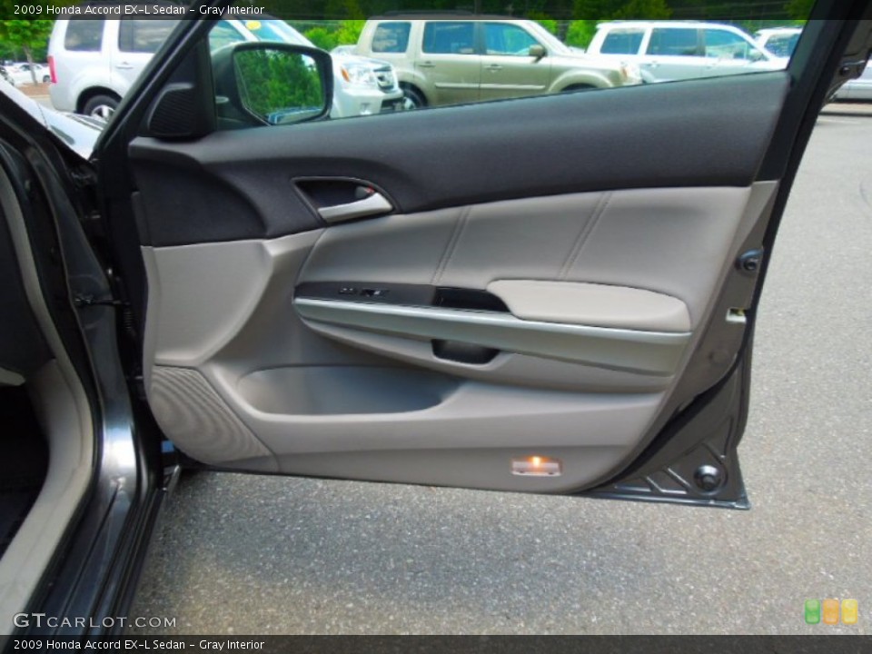 Gray Interior Door Panel for the 2009 Honda Accord EX-L Sedan #66135443