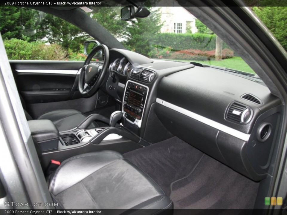 Black w/Alcantara Interior Photo for the 2009 Porsche Cayenne GTS #66139565