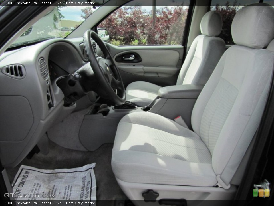 Light Gray Interior Photo for the 2008 Chevrolet TrailBlazer LT 4x4 #66140342