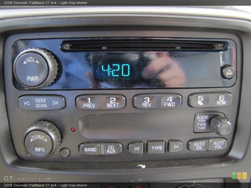 Light Gray Interior Audio System for the 2008 Chevrolet TrailBlazer LT 4x4 #66140426