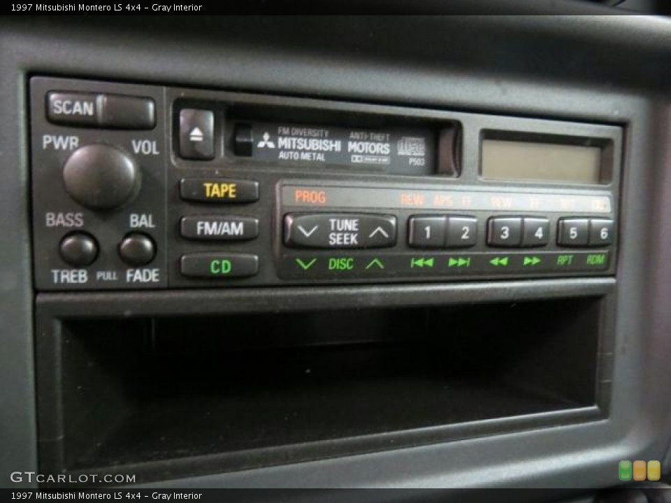 Gray Interior Audio System for the 1997 Mitsubishi Montero LS 4x4 #66141740