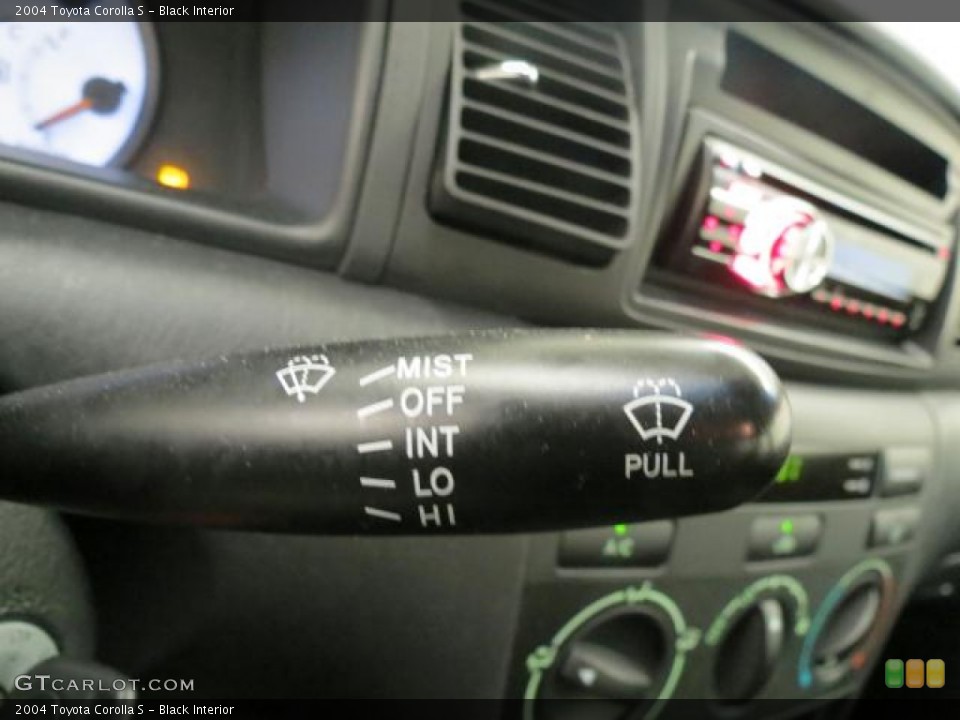 Black Interior Controls for the 2004 Toyota Corolla S #66142844