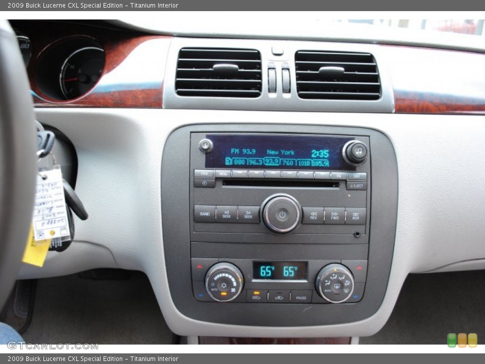 Titanium Interior Controls for the 2009 Buick Lucerne CXL Special Edition #66143951