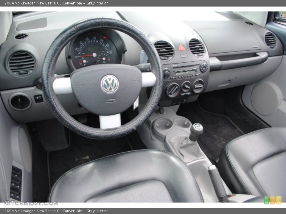 Gray Interior Photo for the 2004 Volkswagen New Beetle GL Convertible #66144427