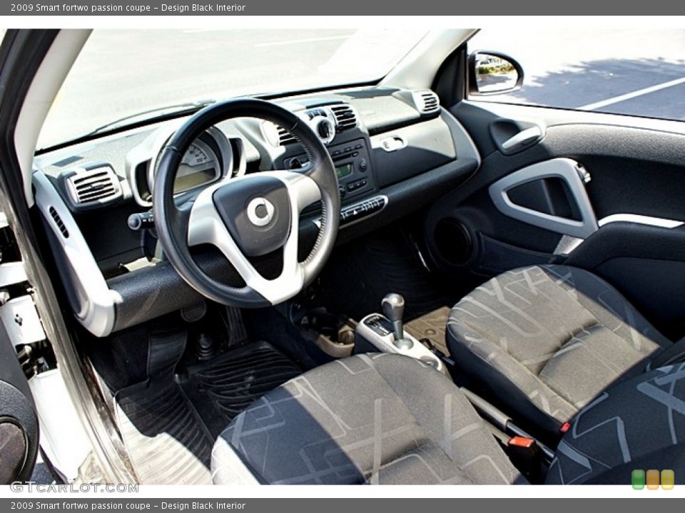 Design Black Interior Photo for the 2009 Smart fortwo passion coupe #66146693