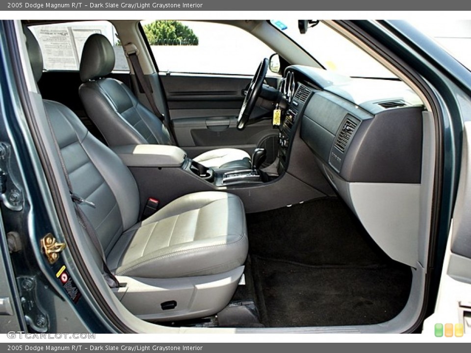 Dark Slate Gray/Light Graystone Interior Photo for the 2005 Dodge Magnum R/T #66151217