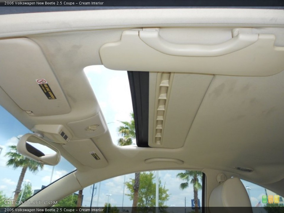 Cream Interior Sunroof for the 2006 Volkswagen New Beetle 2.5 Coupe #66154124