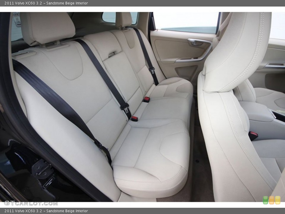 Sandstone Beige Interior Photo for the 2011 Volvo XC60 3.2 #66160991