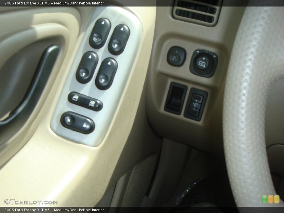 Medium/Dark Pebble Interior Controls for the 2006 Ford Escape XLT V6 #66169592