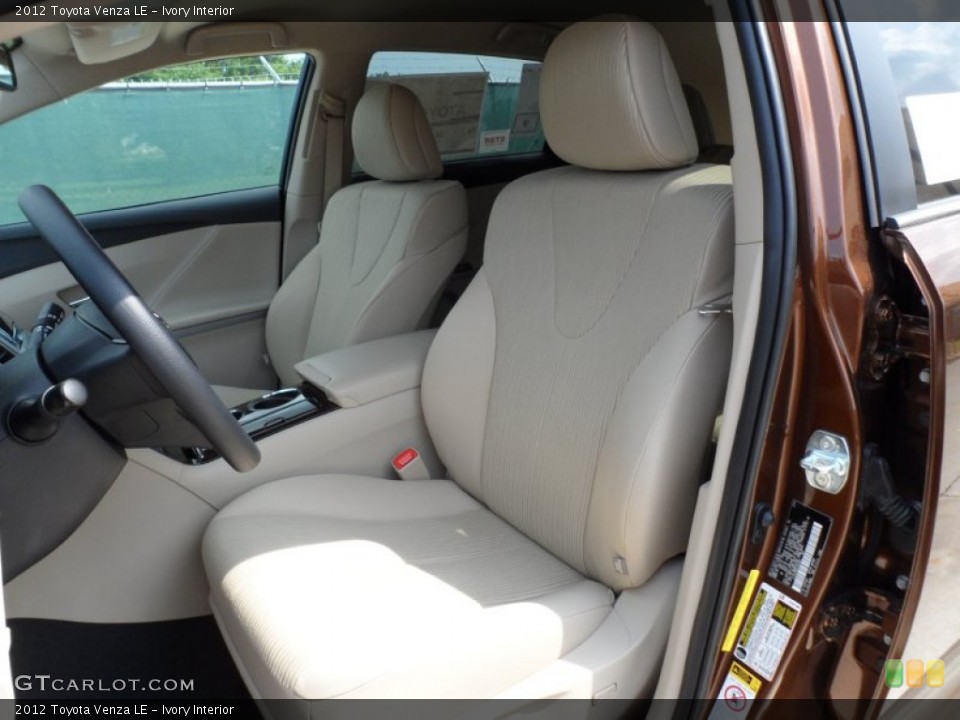 Ivory Interior Photo for the 2012 Toyota Venza LE #66174515