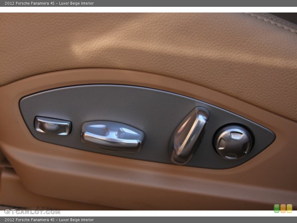 Luxor Beige Interior Controls for the 2012 Porsche Panamera 4S #66186920