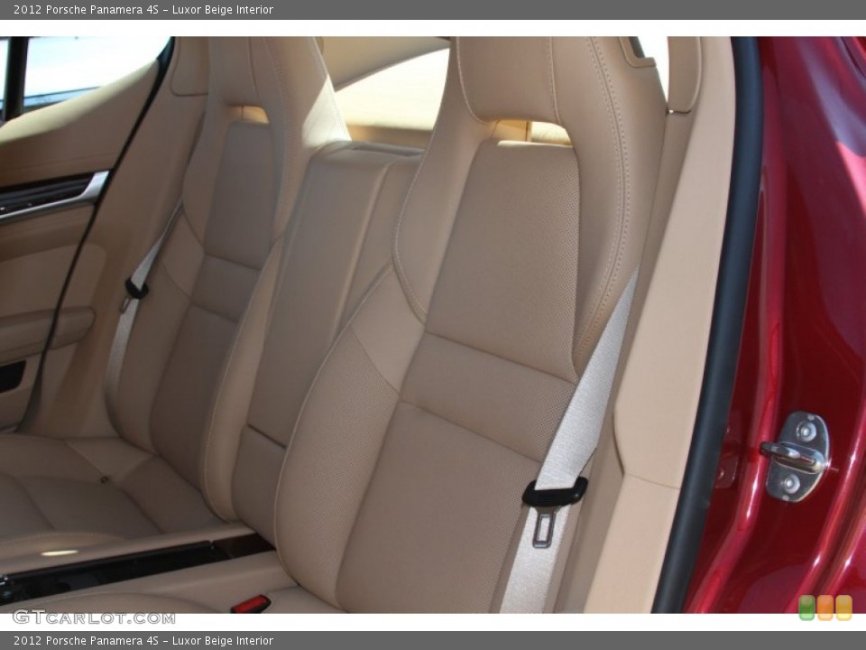Luxor Beige Interior Rear Seat for the 2012 Porsche Panamera 4S #66186959