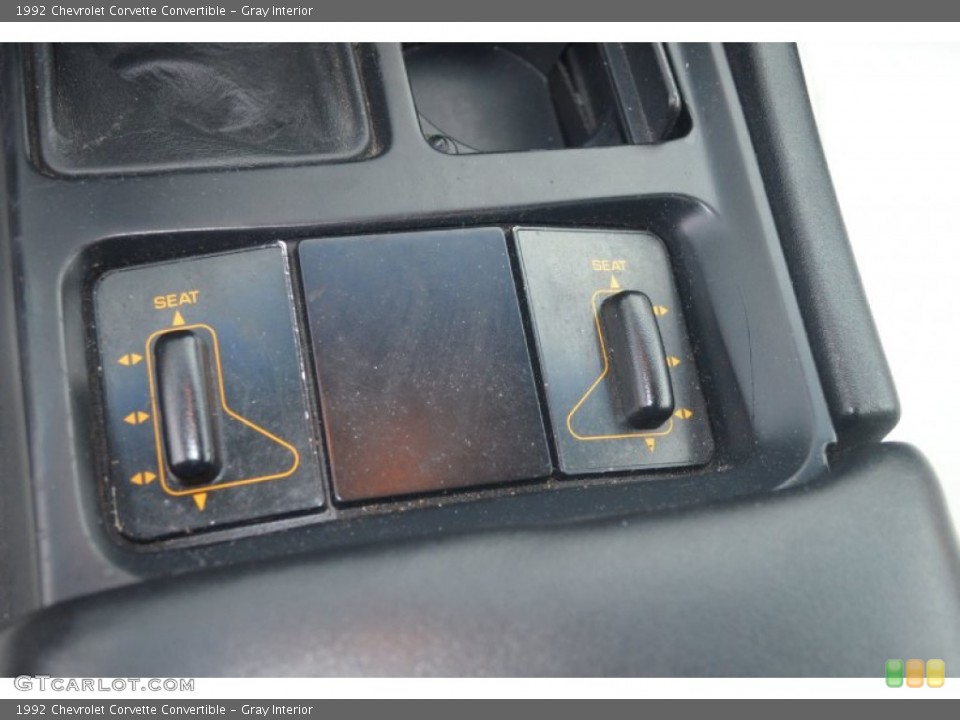 Gray Interior Controls for the 1992 Chevrolet Corvette Convertible #66209686