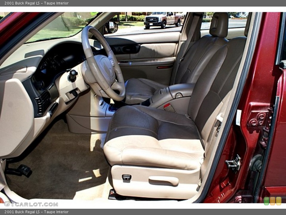 Taupe Interior Photo for the 2001 Buick Regal LS #66214324