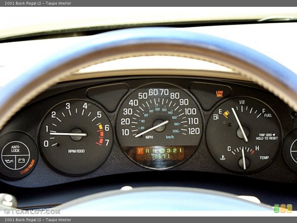 Taupe Interior Gauges for the 2001 Buick Regal LS #66214393