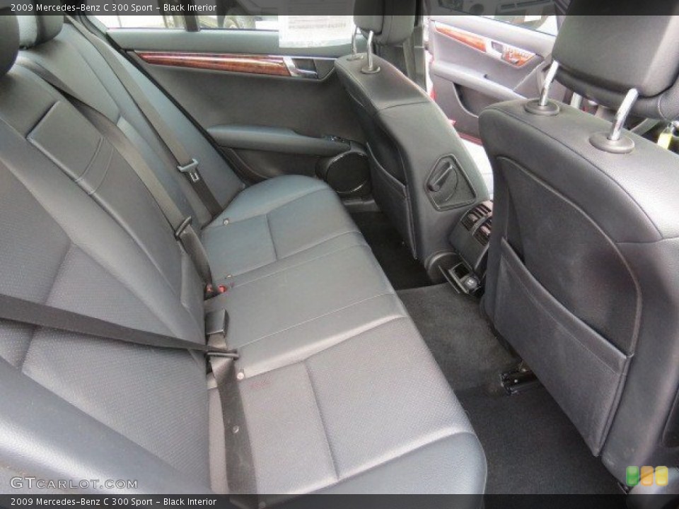 Black Interior Photo for the 2009 Mercedes-Benz C 300 Sport #66229523