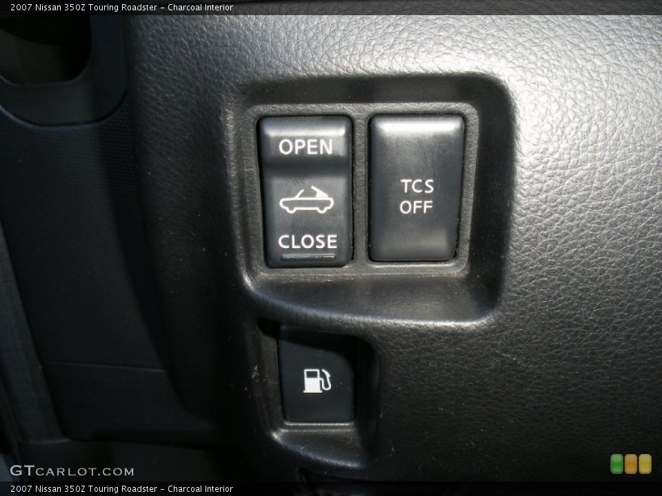 Charcoal Interior Controls for the 2007 Nissan 350Z Touring Roadster #66236792