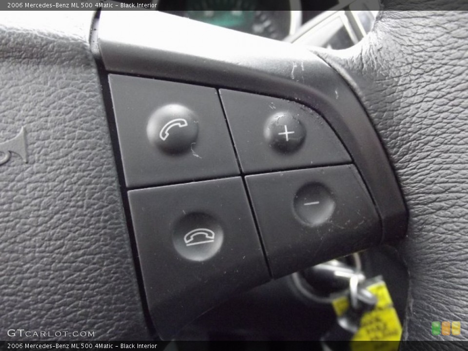 Black Interior Controls for the 2006 Mercedes-Benz ML 500 4Matic #66243612