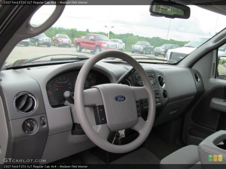 Medium Flint Interior Dashboard for the 2007 Ford F150 XLT Regular Cab 4x4 #66250361