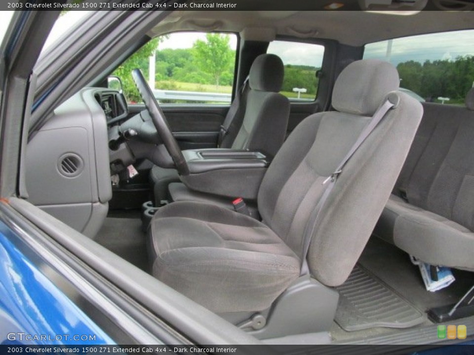 Dark Charcoal Interior Photo for the 2003 Chevrolet Silverado 1500 Z71 Extended Cab 4x4 #66250562