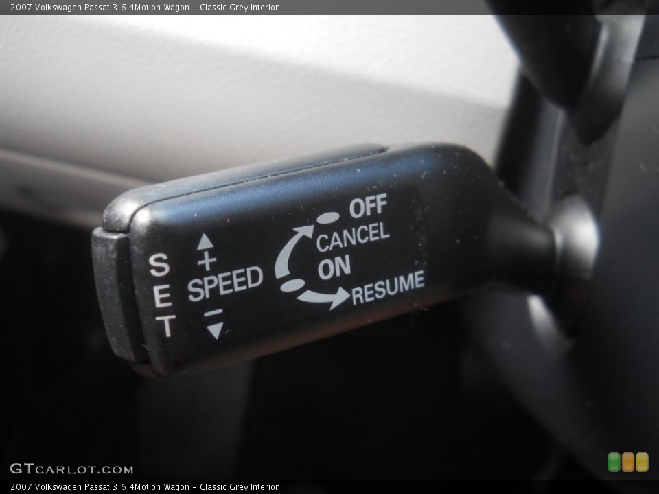 Classic Grey Interior Controls for the 2007 Volkswagen Passat 3.6 4Motion Wagon #66255714