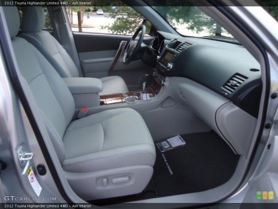 Ash Interior Photo for the 2012 Toyota Highlander Limited 4WD #66265356