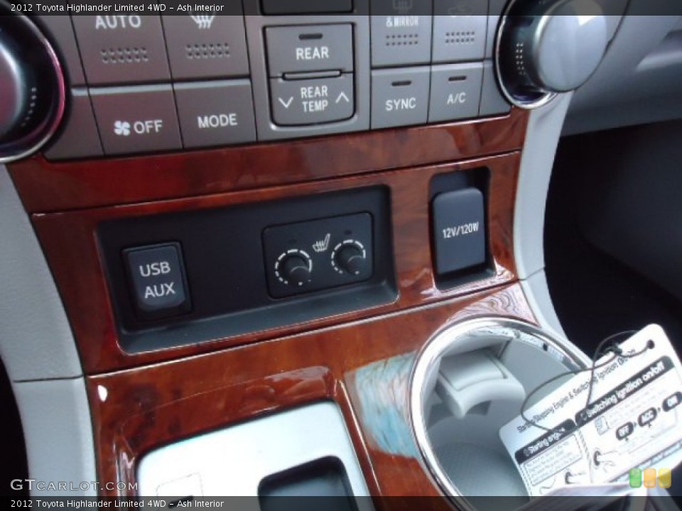 Ash Interior Controls for the 2012 Toyota Highlander Limited 4WD #66265400