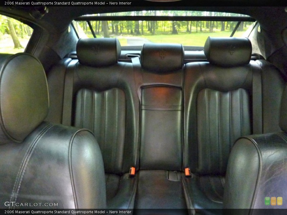 Nero Interior Rear Seat for the 2006 Maserati Quattroporte  #66269654