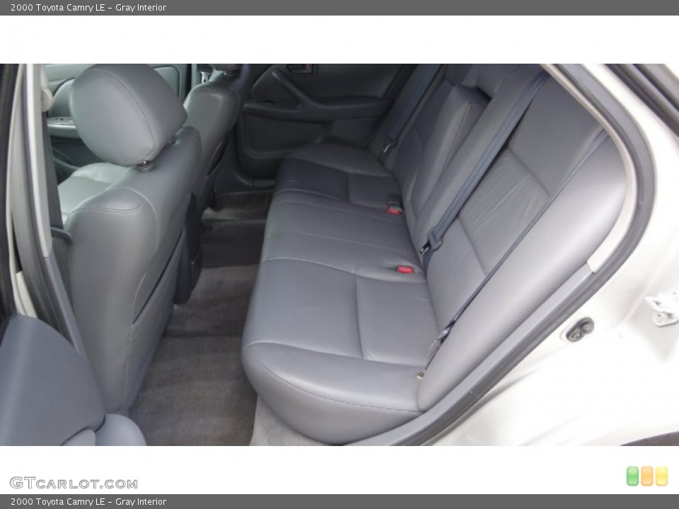 Gray Interior Photo for the 2000 Toyota Camry LE #66278370