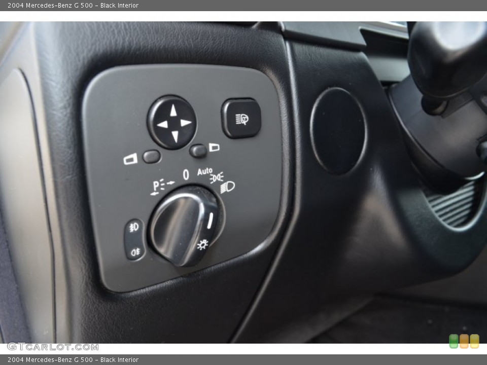 Black Interior Controls for the 2004 Mercedes-Benz G 500 #66289608
