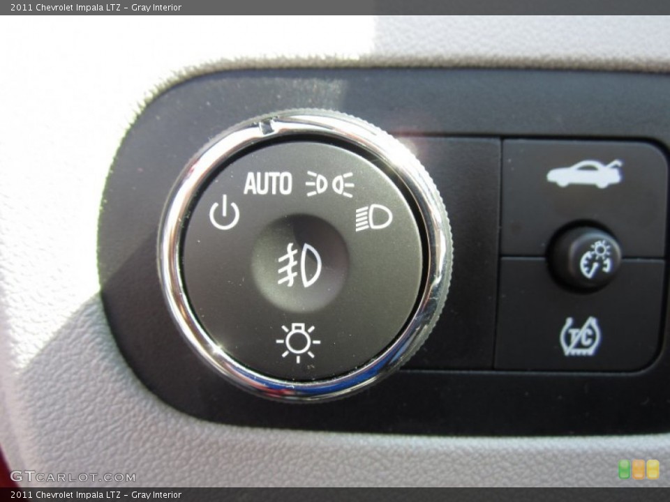 Gray Interior Controls for the 2011 Chevrolet Impala LTZ #66291075