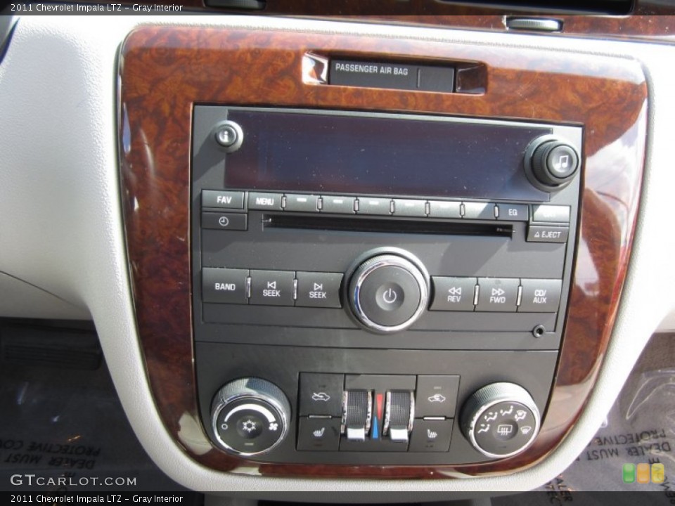 Gray Interior Controls for the 2011 Chevrolet Impala LTZ #66291120