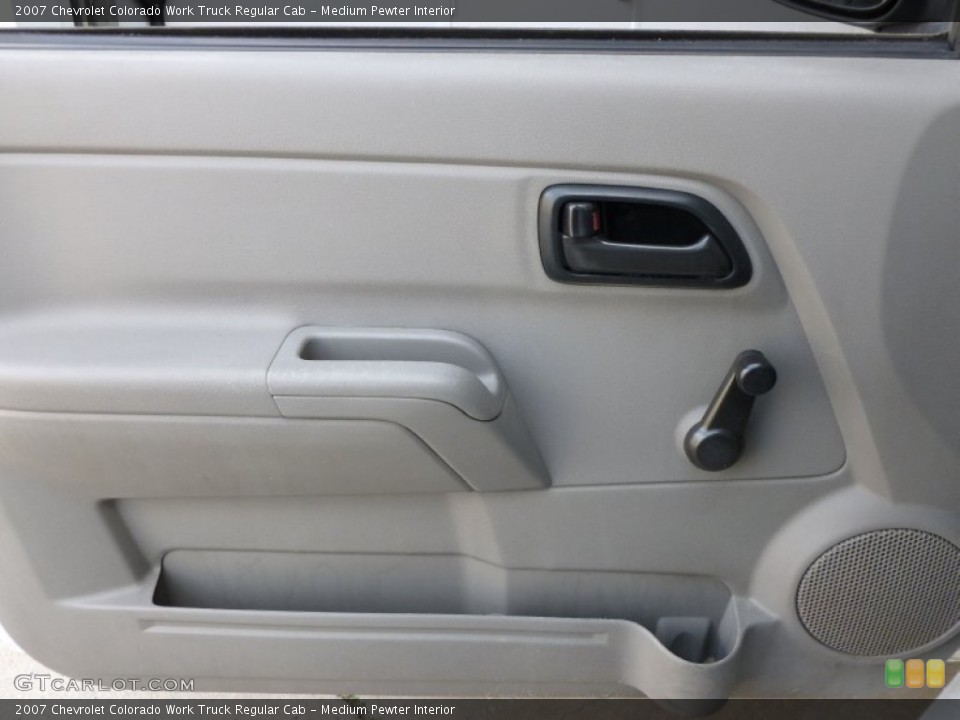 Medium Pewter Interior Door Panel for the 2007 Chevrolet Colorado Work Truck Regular Cab #66295557