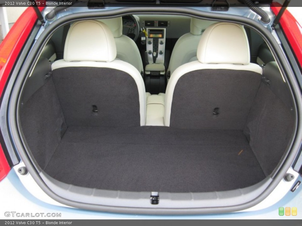 Blonde Interior Trunk for the 2012 Volvo C30 T5 #66303122
