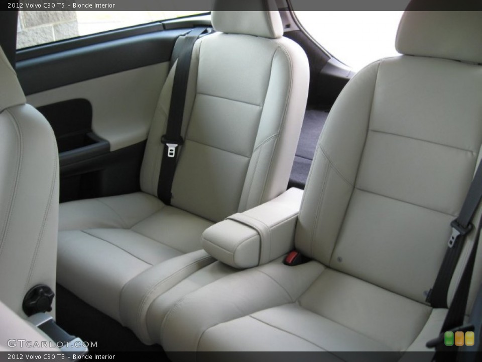 Blonde Interior Photo for the 2012 Volvo C30 T5 #66303161