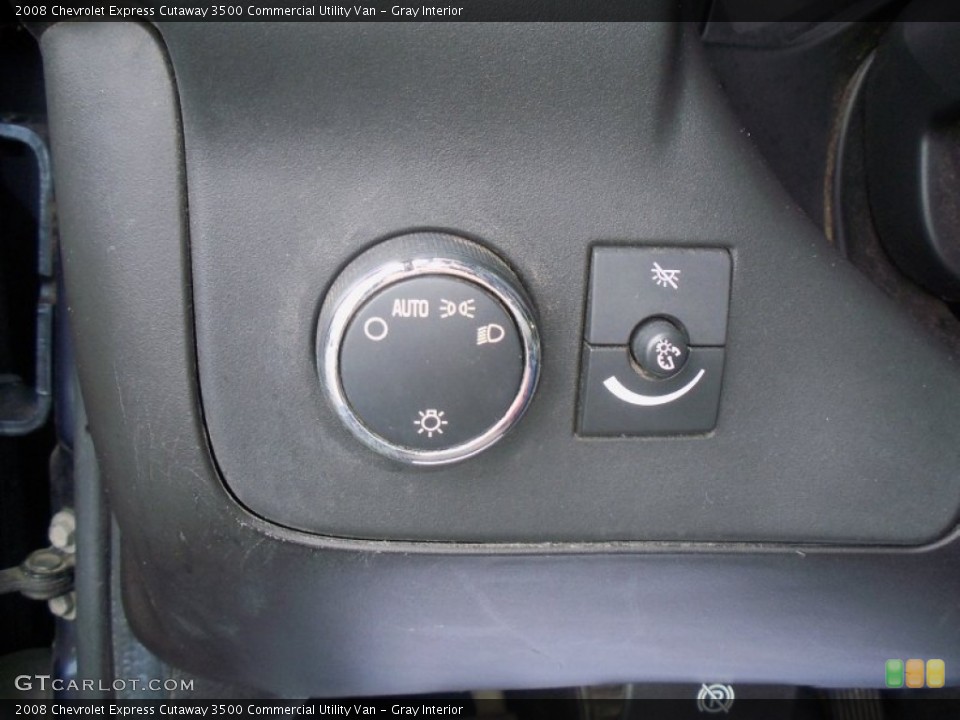 Gray Interior Controls for the 2008 Chevrolet Express Cutaway 3500 Commercial Utility Van #66307055