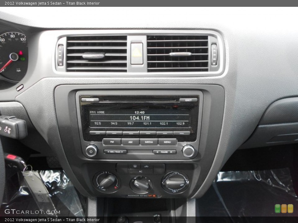 Titan Black Interior Controls for the 2012 Volkswagen Jetta S Sedan #66313430